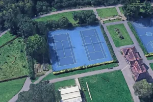Fire started next to York tennis court