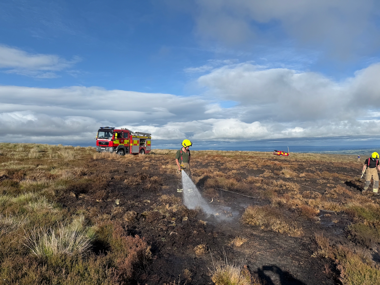 Council pledge to support communities after moorland fire