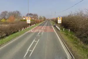 Car crashes into hedge in York village