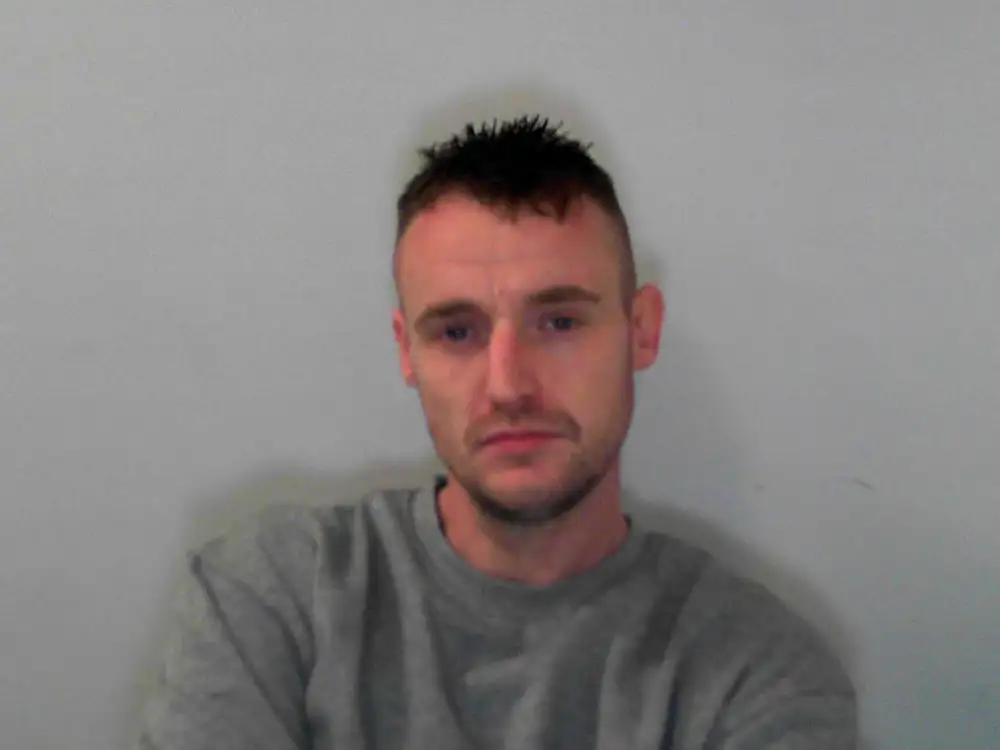 Police hunt for wanted man from Thirsk