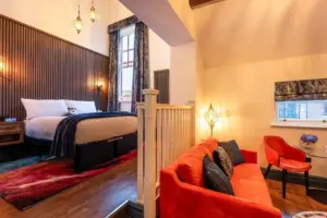 Plan to turn building on York shopping street into hotel