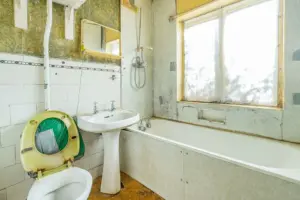 Cash buyers sought for ‘unmortgageable’ York house – Yours for £172K