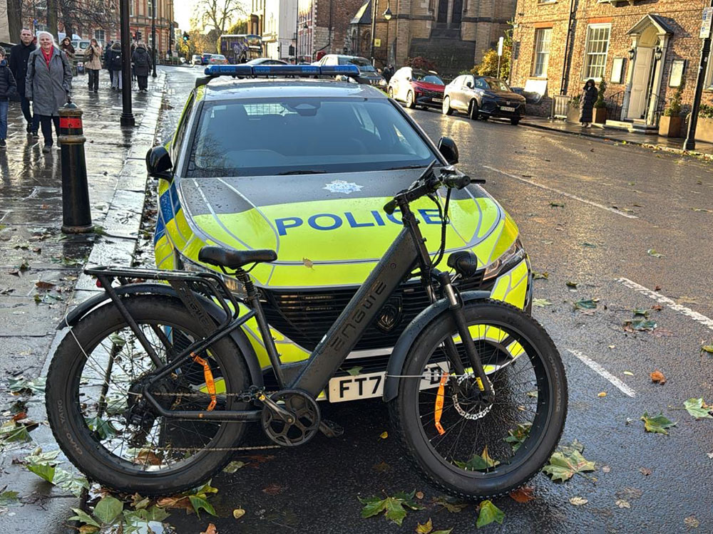 police-seize-e-bike-york-duncombe-place-28-nov-2025.jpg?wsr
