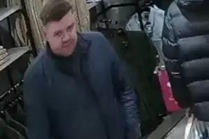 Police issue CCTV after theft at York department store