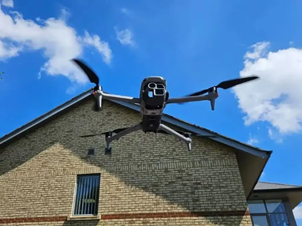 Low-flying drone ‘dips into gardens’ in York suburb – Police hunt operator