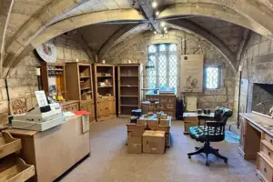 Popular shop set to move into historic York bar – and it could star on TV!