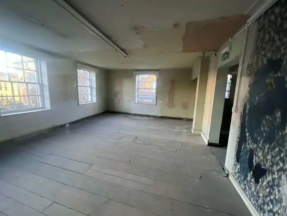 Floors above prominent York store to be turned into eight flats