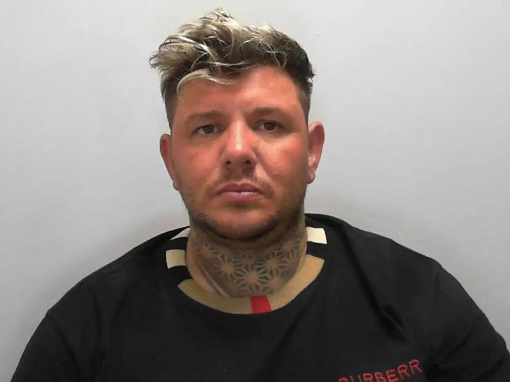 Police hunt wanted man from Selby