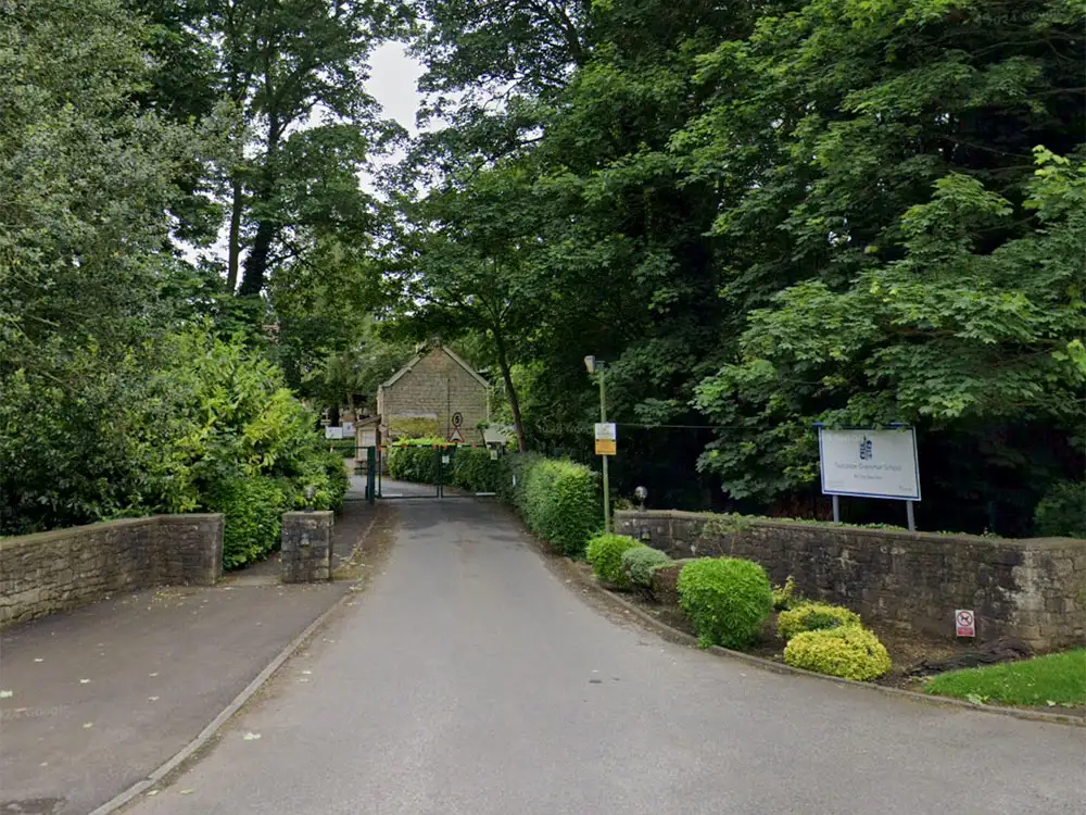 Tadcaster school announces shorter days due to classrooms reaching 36c