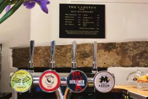 Cocktail bar in historic York courtyard bids to change opening hours