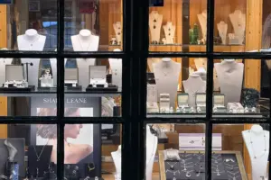 Famous North Yorkshire shop chain with branch in York collapses into administration