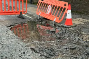 Buses diverted as ‘void’ opens on York road
