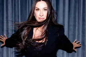 Alanis Morissette to headline huge outdoor North Yorkshire show this summer