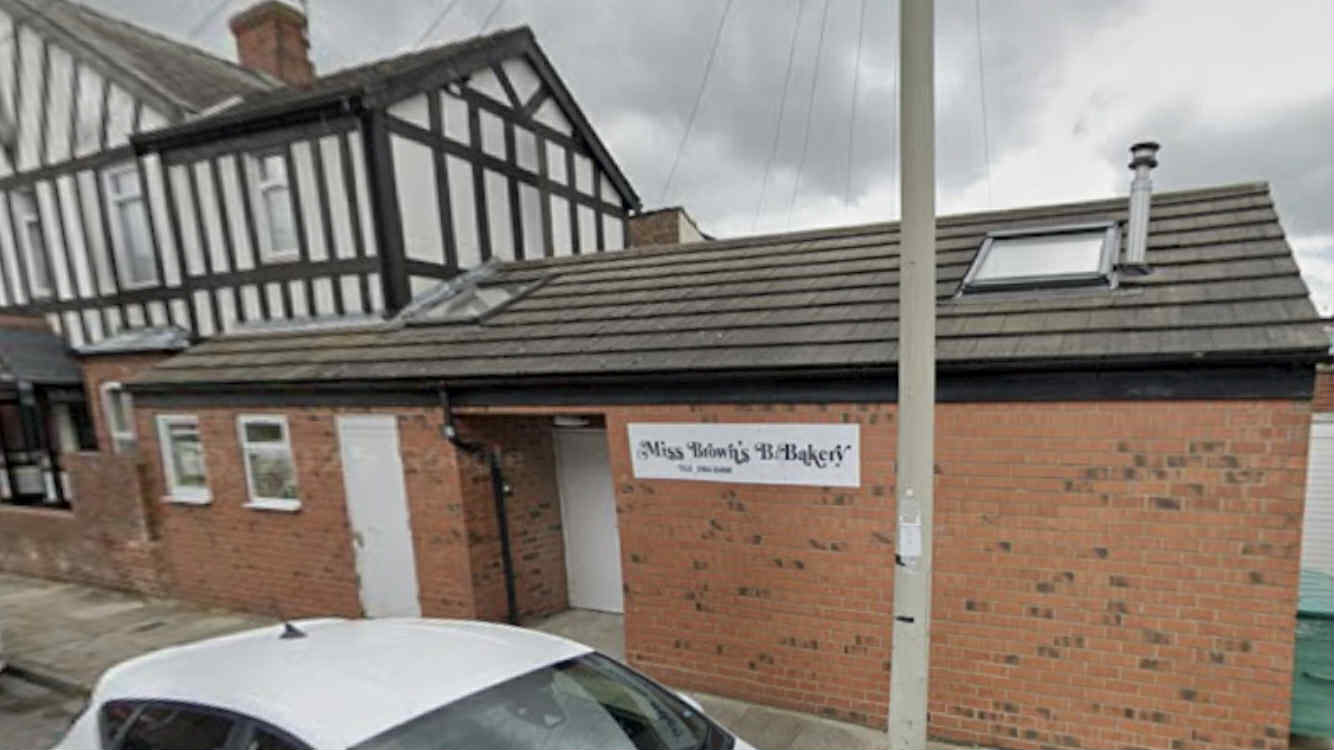 Window smashed and items stolen at a bakery in York