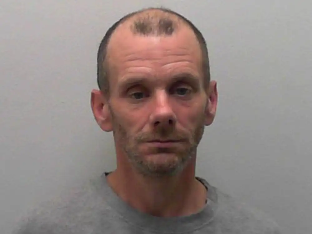 Man wanted by police over bike theft
