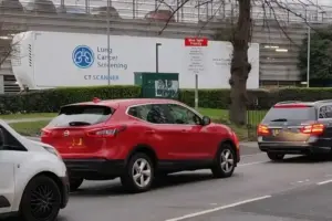 ‘Dangerous’ traffic near York Hospital sees drivers travelling wrong way down road