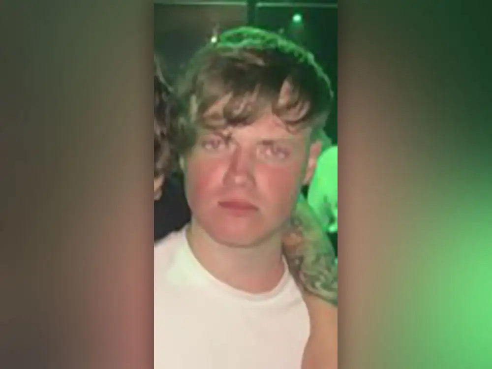 Man punched in the face in front of York kebab van