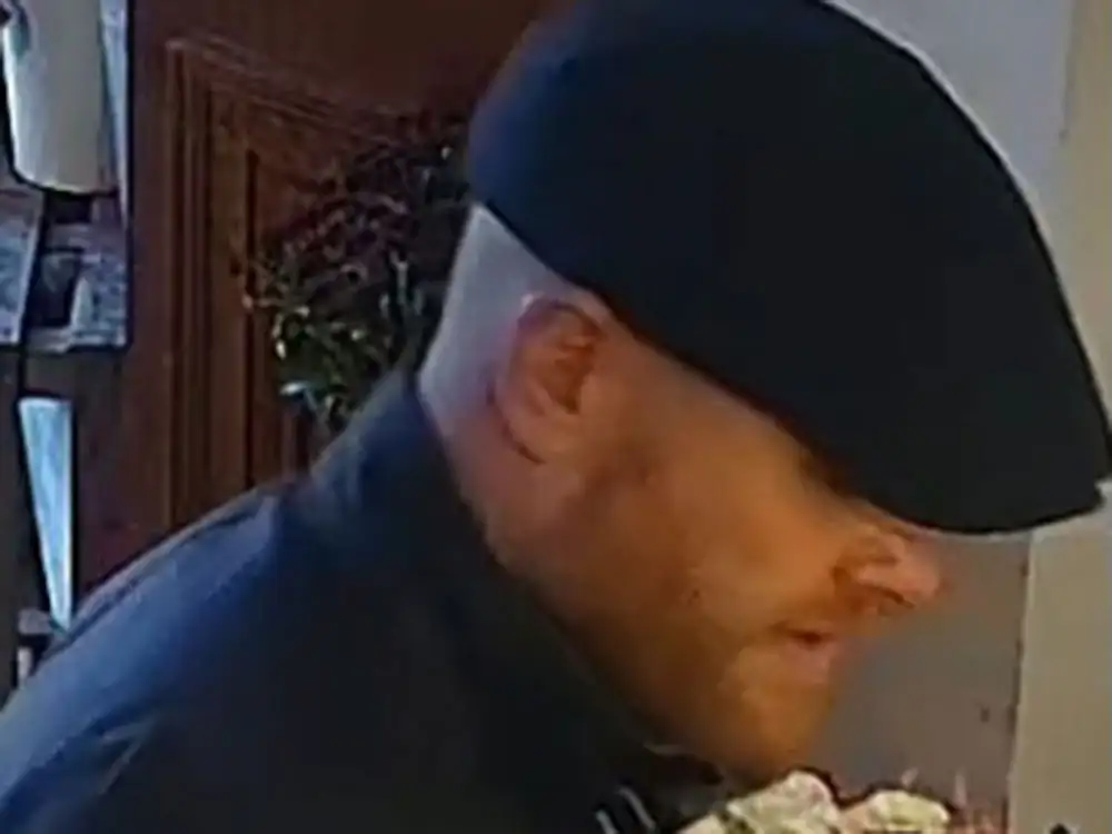 Police investigate theft and frauds in Pickering