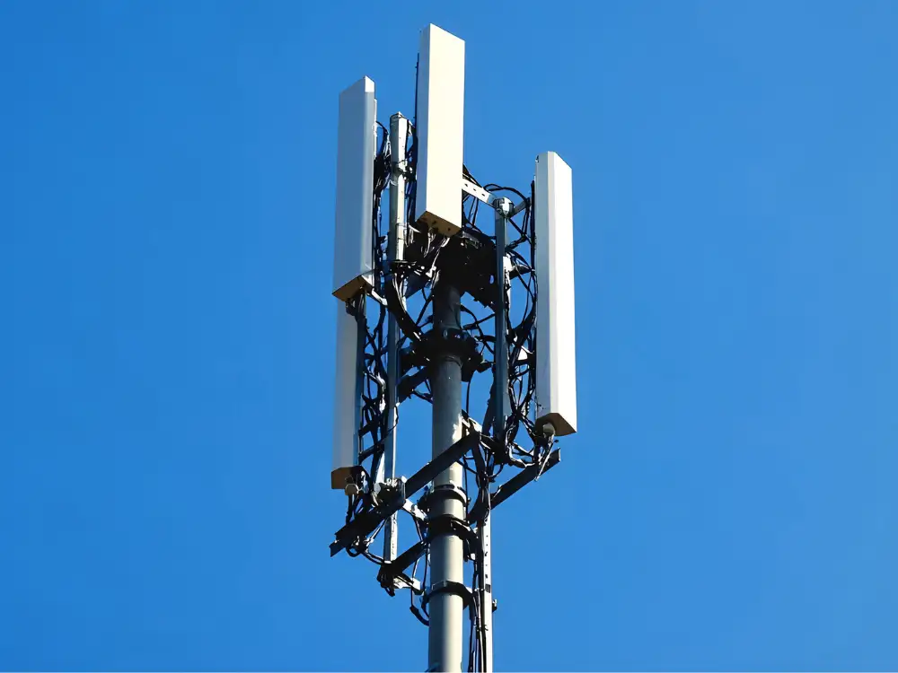 ‘Visually intrusive’ 57ft high 5G mast in York village refused