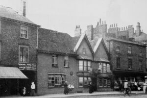 Historic York pub to change colour as refurb finally approved