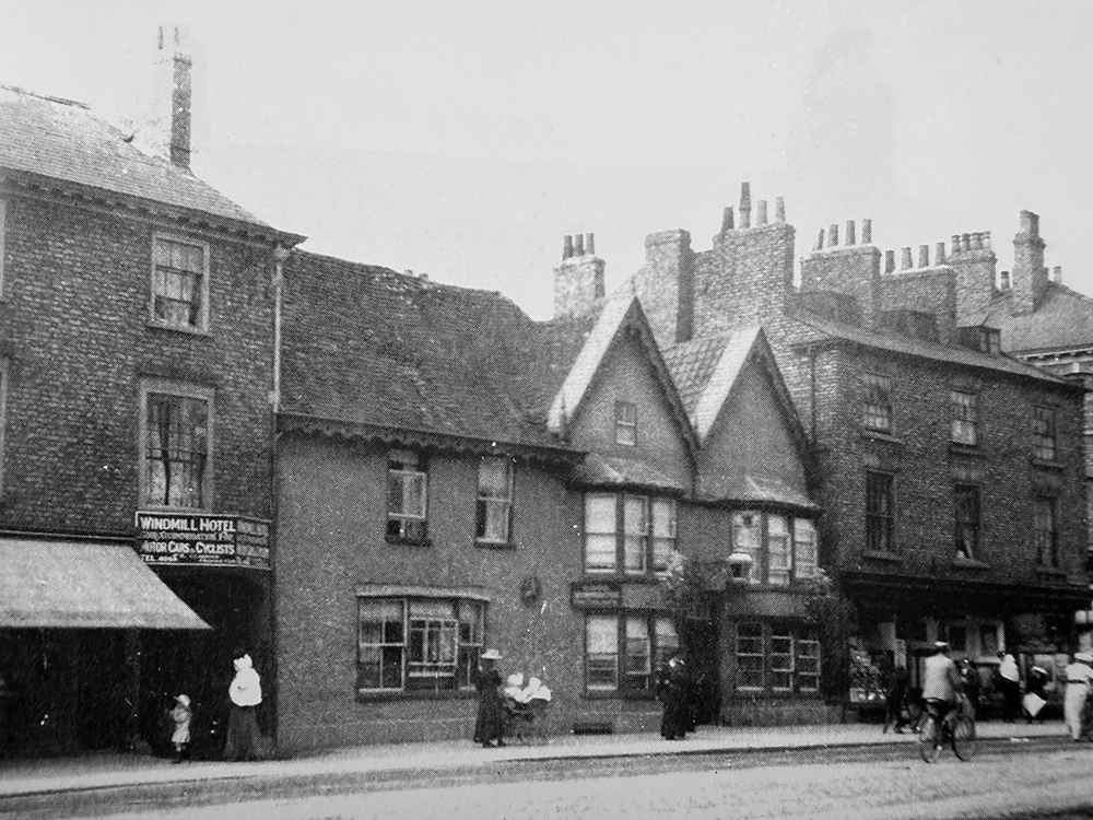Historic York pub to change colour as refurb finally approved