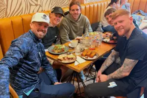York City heroes visit city café to try sandwich created in their honour