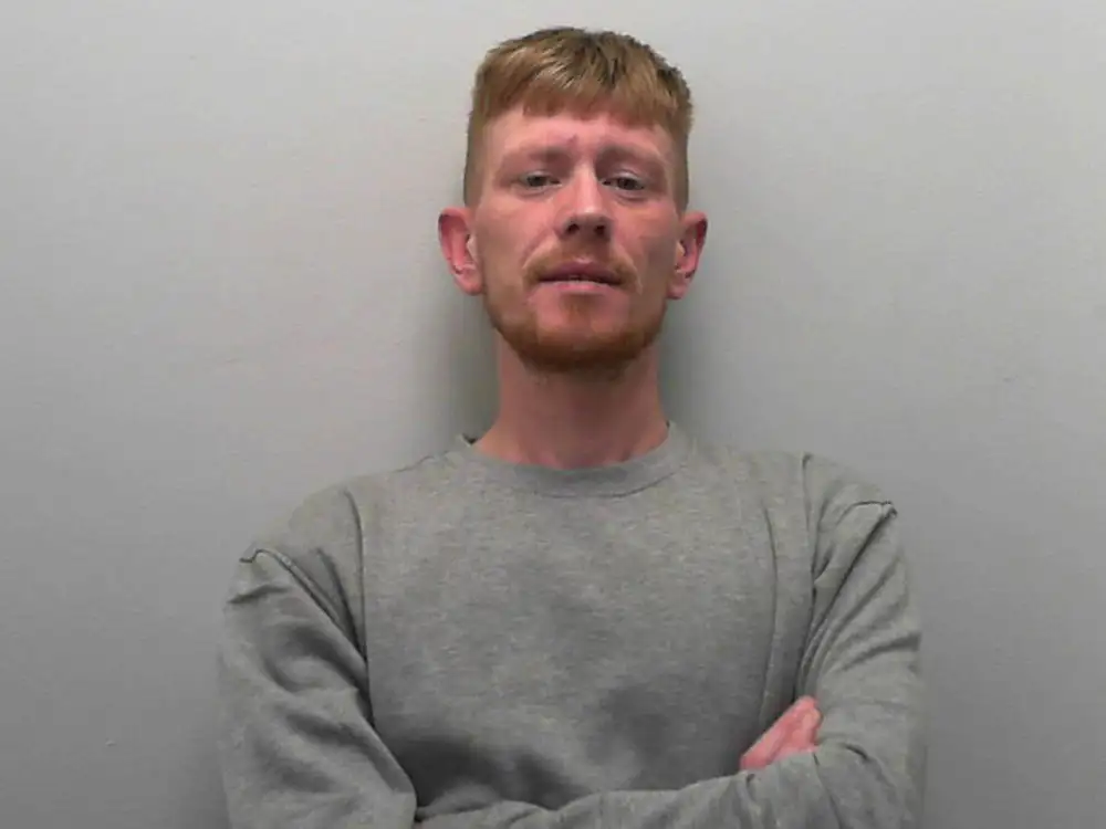 ‘Pathetic’ knife-wielding York man strangled girlfriend