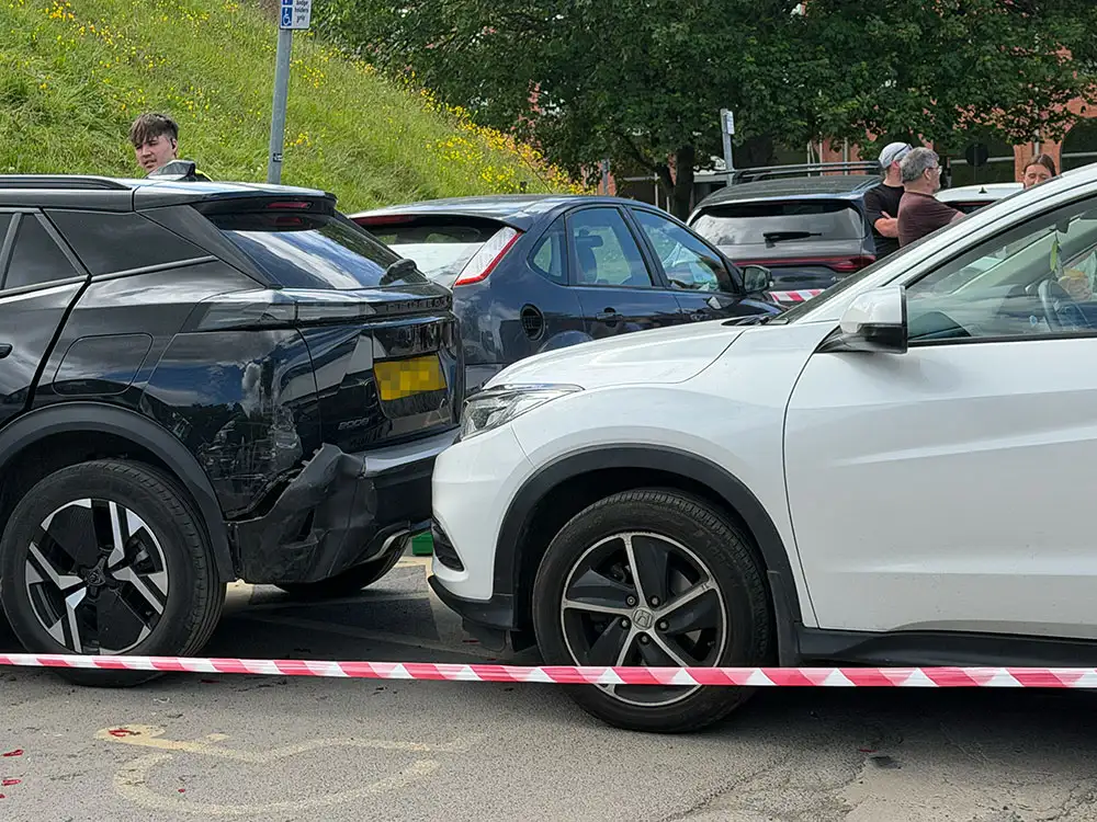 Video: Air ambulance called to Eye of York after three-vehicle crash