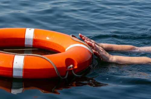 Don’t fall victim to cold water shock during the hot weather says council