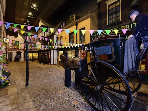 Celebrate summer at York attraction with hot air balloons, games and galas