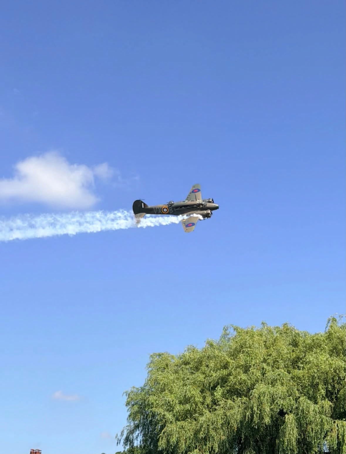 Old wartime plane makes flypast in North Yorkshire