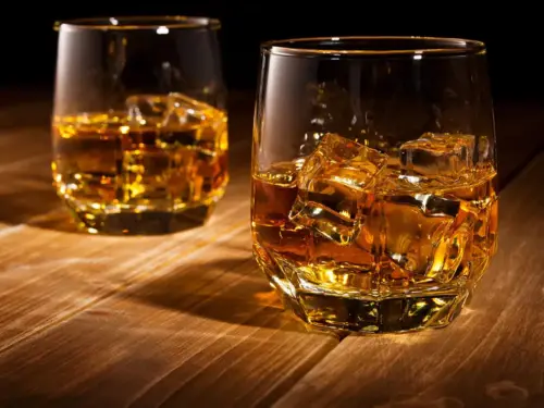 Whisky retailer plans to open until 10pm in York