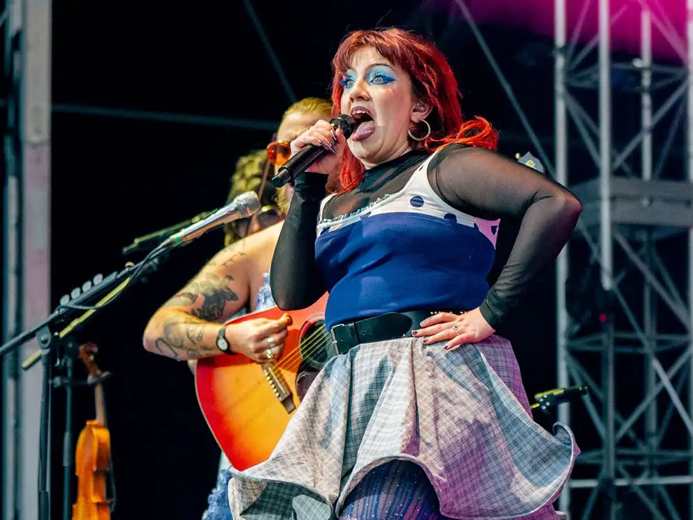 Pictures: Pop sensation CMAT thrills at stand-out Scarborough show