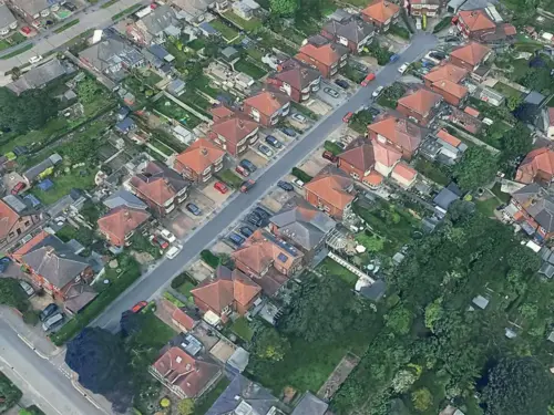 ‘Suspicious’ man arrested after chase through York gardens