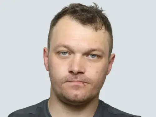 Man viciously attacked stranger in York then threatened to throw his niece in the river