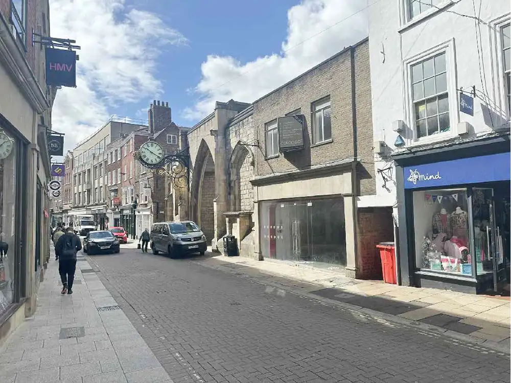 New shop for Coney Street in York reveals how it will look