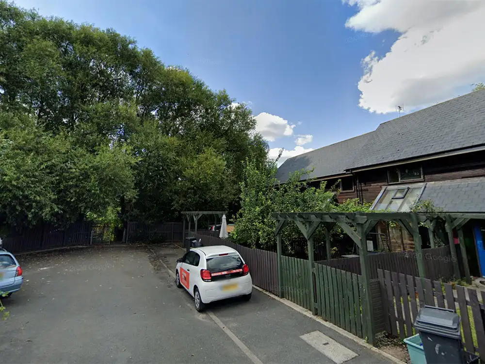 Wood and paper used to start York fire