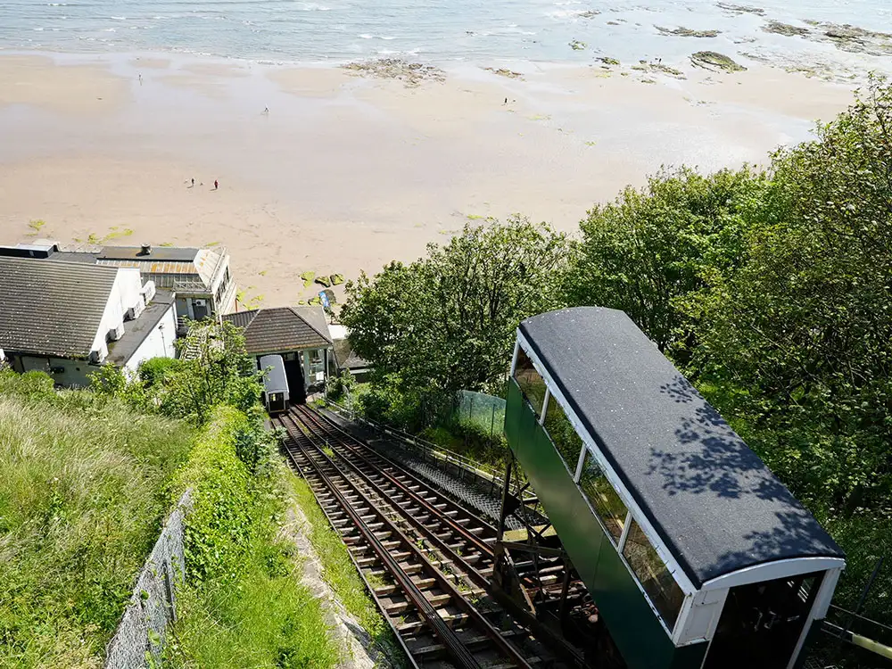 Scarborough cliff lift shut down with immediate effect over safety fears