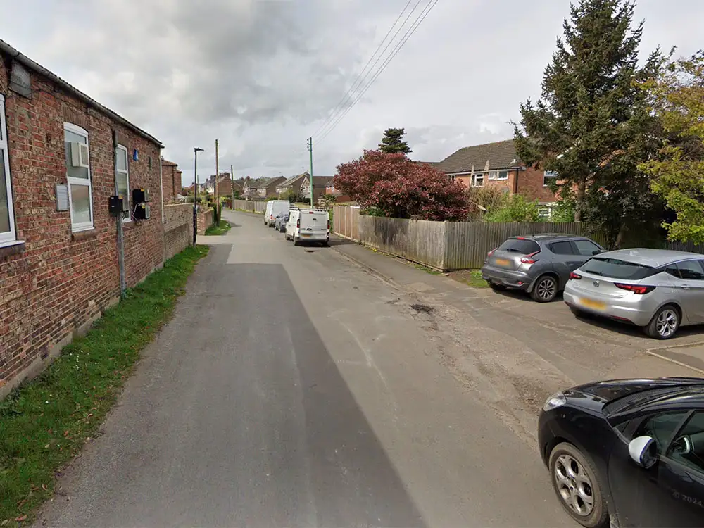 ‘Perilously narrow’ York street ‘with parked cars everywhere’ sparks debate