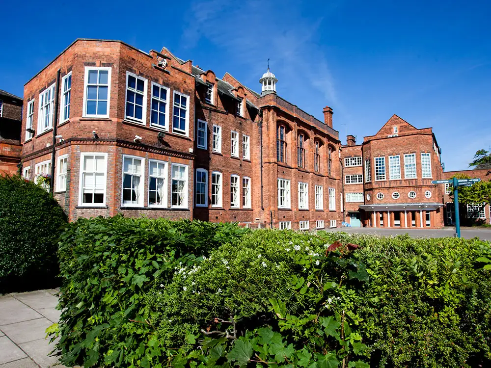 York school announces major changes – It will sell building and lease city park