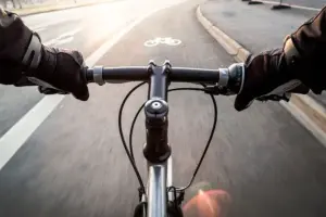 Aggressive driver intimidated cyclist on York street